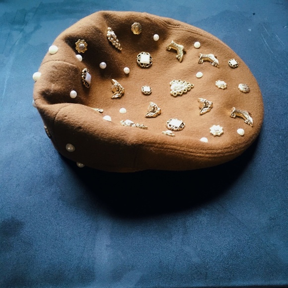 Customed Tan Beret main image 4